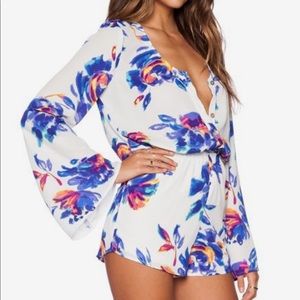 Show Me Your Mumu Blue White Floral Romper Large